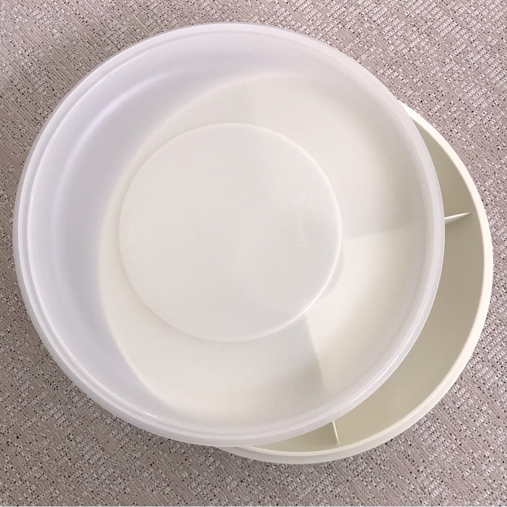Vintage 1970s Tupperware Divided Serving Tray with Lid